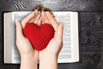 Сlipart heart bible hands prayer background   BillionPhotos