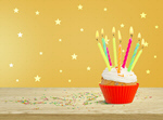 Сlipart birthday cake background cupcake confetti   BillionPhotos