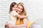 Сlipart mom hugging sofa home latin   BillionPhotos